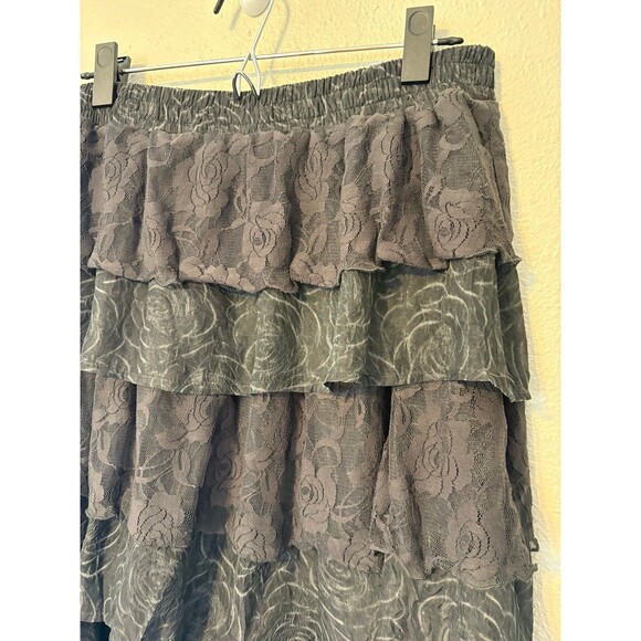 Listicle Charcoal Floral Lace Ruffle Tier Maxi Skirt Size L Boho - Picture 4 of 9